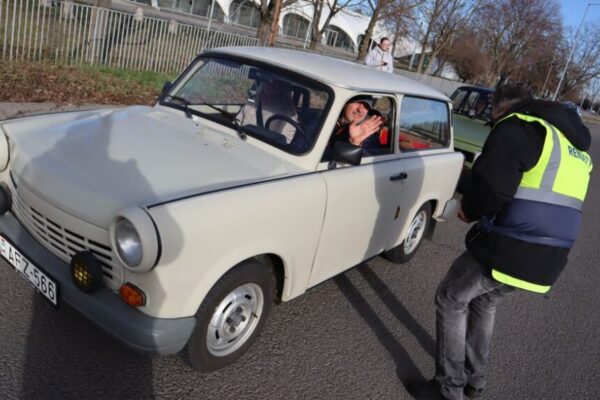 251230 Szilv Gur 098